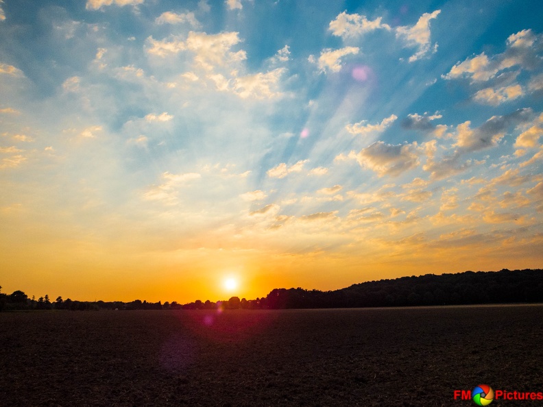 Sonnenuntergang-Feldstra012.jpg