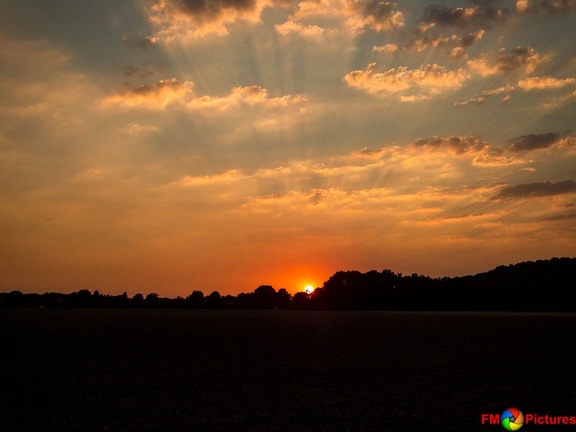 Sonnenuntergang-Feldstra013