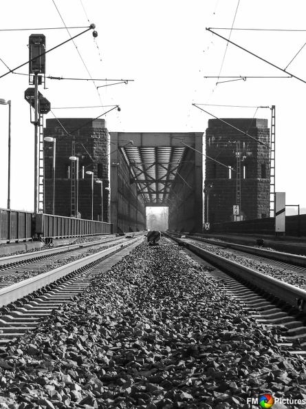 rheinbruecke-engers-3-11-030.jpg